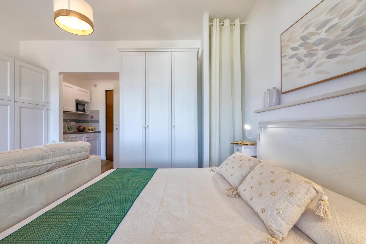 Top Floor Gulf View Apartment Olbia Ngoại thất bức ảnh